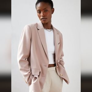 Aritzia Babaton Lacasse Blazer in Fawn Pink